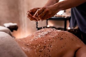 Aressana Spa Hotel and Suites