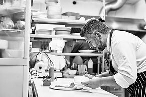 Aressana Spa Hotel and Suites