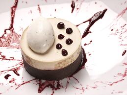 Aressana Spa Hotel and Suites