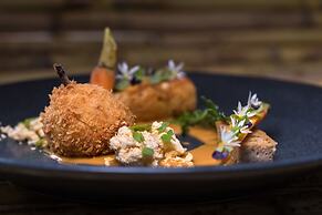 Aressana Spa Hotel and Suites