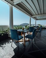 Aressana Spa Hotel and Suites