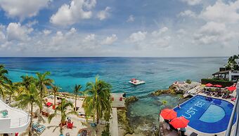 Hotel B Cozumel