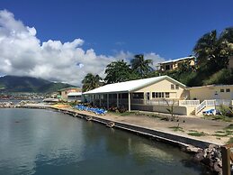 Bird Rock Beach Hotel