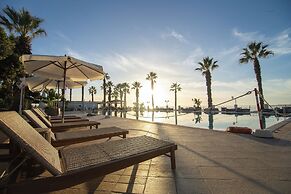 Dioscuri Bay Palace Hotel