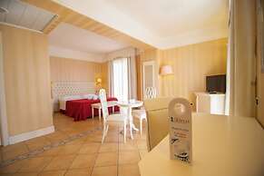 Dioscuri Bay Palace Hotel