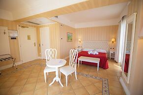 Dioscuri Bay Palace Hotel