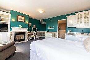 Inn on Broadway