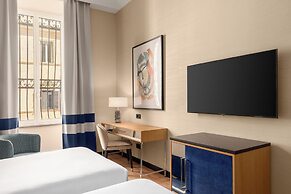 Room Mate Collection Mia, Rome Colosseum