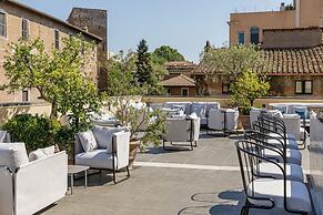 Room Mate Collection Mia, Rome Colosseum