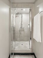 Room Mate Collection Mia, Rome Colosseum