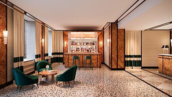 Room Mate Collection Mia, Rome Colosseum