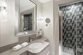 Room Mate Collection Mia, Rome Colosseum