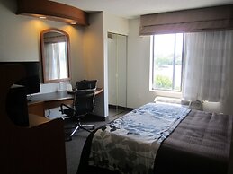 Clarion Pointe Albemarle