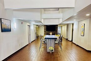 Clarion Pointe Albemarle