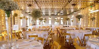 Boothill Inn And Suites