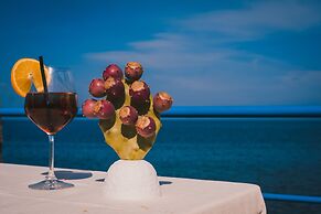 Hotel La Playa Blanca