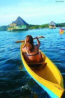 Punta Caracol Acqua Lodge