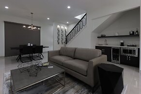 The Bungalows on Shary, Mission-McAllen