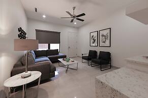 The Bungalows on Shary, Mission-McAllen