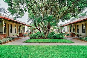 The Bungalows on Shary, Mission-McAllen