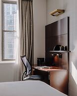 Club Quarters Hotel Wacker at Michigan, Chicago