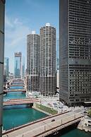 Club Quarters Hotel Wacker at Michigan, Chicago