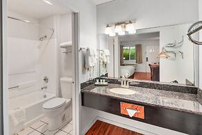 Inn at Lake Washington By OYO I-405