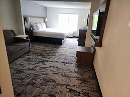 La Quinta Inn & Suites by Wyndham Milwaukee SW New Berlin