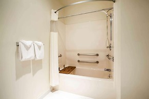 Baymont by Wyndham Mackinaw City