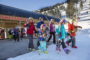 Teton Mountain Lodge and Spa