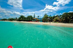 Legends Beach Resort