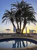 The Royal Sea Aquarium Resort