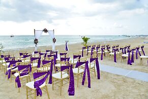 CocoLaPalm Seaside Resort