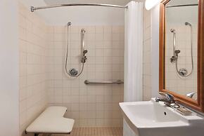 Country Inn & Suites by Radisson, Eagan, MN