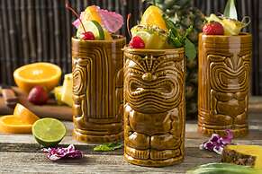 Holiday Inn Express & Suites Naples Downtown - 5th Avenue by IHG