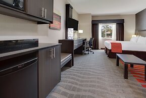 Holiday Inn Express & Suites Naples Downtown - 5th Avenue by IHG