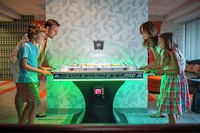 Hotel Landy Orlando Universal Blvd., a Tribute Portfolio Hotel