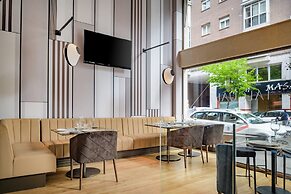 AC Hotel Avenida de América by Marriott