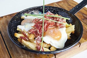 AC Hotel Avenida de América by Marriott