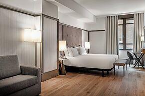 AC Hotel Avenida de América by Marriott