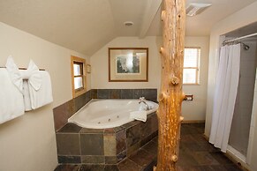 3 Peaks Resort & Beach Club