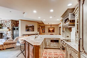 Highlands Area by East West Hospitality