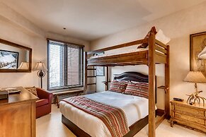 Highlands Area by East West Hospitality