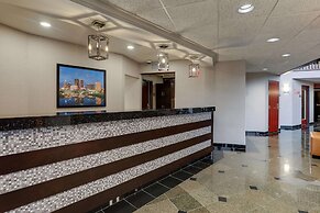 Drury Inn & Suites Columbus Dublin