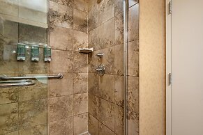 Best Western Sicamous Inn