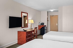 Days Inn & Suites by Wyndham Winkler