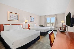 Days Inn & Suites by Wyndham Winkler