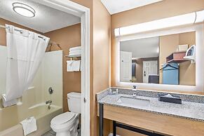 Baymont by Wyndham Forest City
