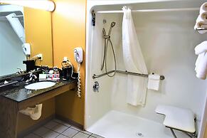 Baymont by Wyndham Forest City