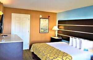 Baymont by Wyndham Forest City